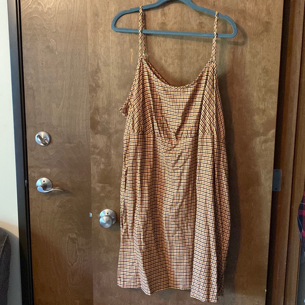 Target brand plaid dress. Size 4x.